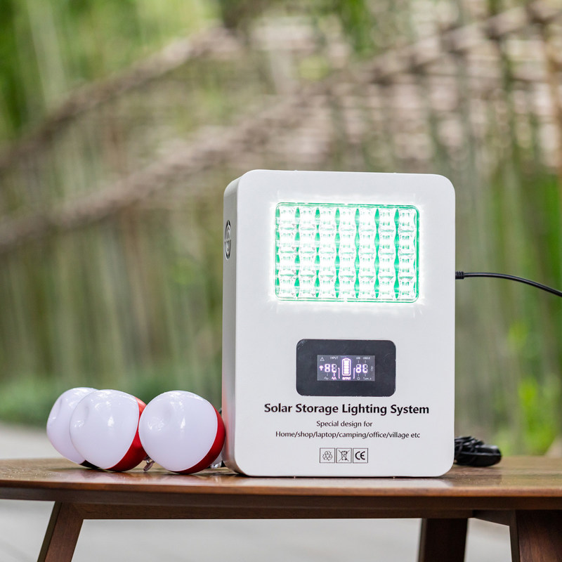 เครื่องผลิตพลังแสงอาทิตย์พกพา ที่มีประสิทธิภาพและใช้งานยาวนาน 12V/220V พร้อมแบตเตอรี่ขนาด 3.6 Ah