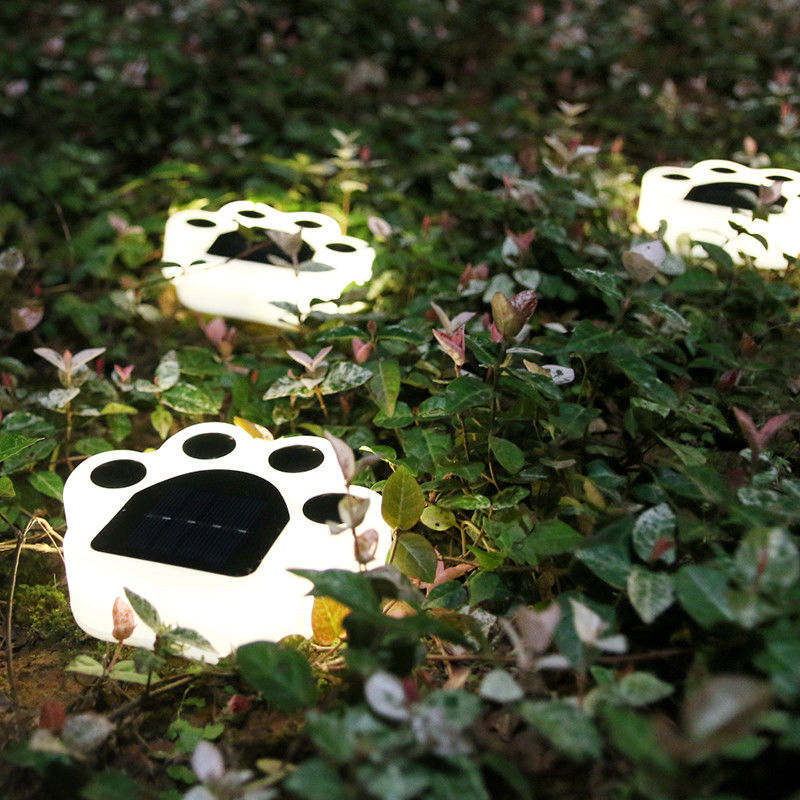ไฟตกแต่งพลังงานแสงอาทิตย์ขนาด 5,000K 70lm เสียบ Cat Paw Print โคมไฟสนามหญ้าพลังงานแสงอาทิตย์