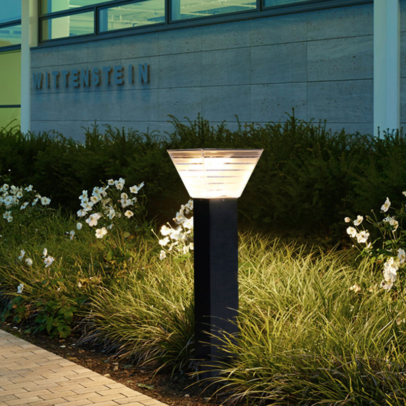 Minimalist 7W LED ไฟสวนพลังงานแสงอาทิตย์ตกแต่งภูมิทัศน์โคมไฟสนาม LED โคมไฟสนามหญ้า