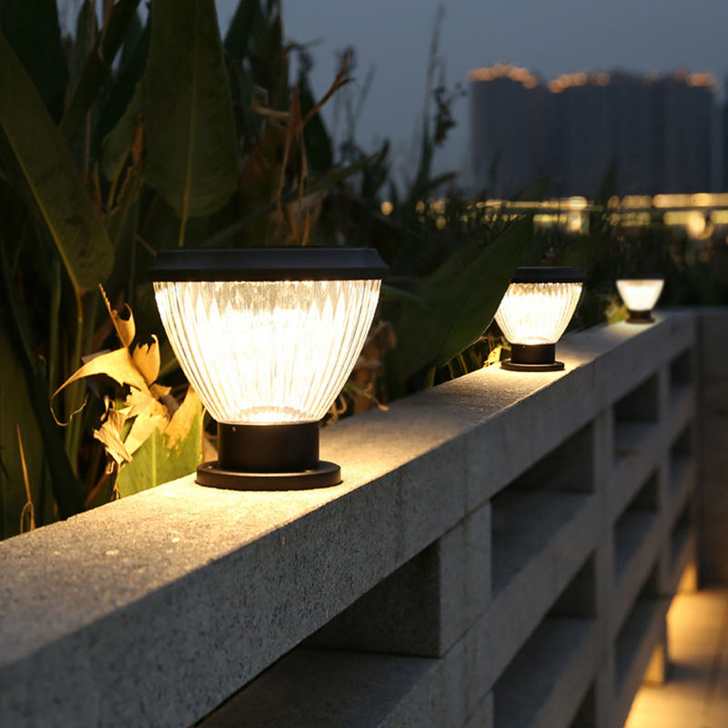 สวน LED พลังงานแสงอาทิตย์กลางแจ้งกันน้ำตกแต่งทั้งหมดในหนึ่งโคมไฟเสาแสง